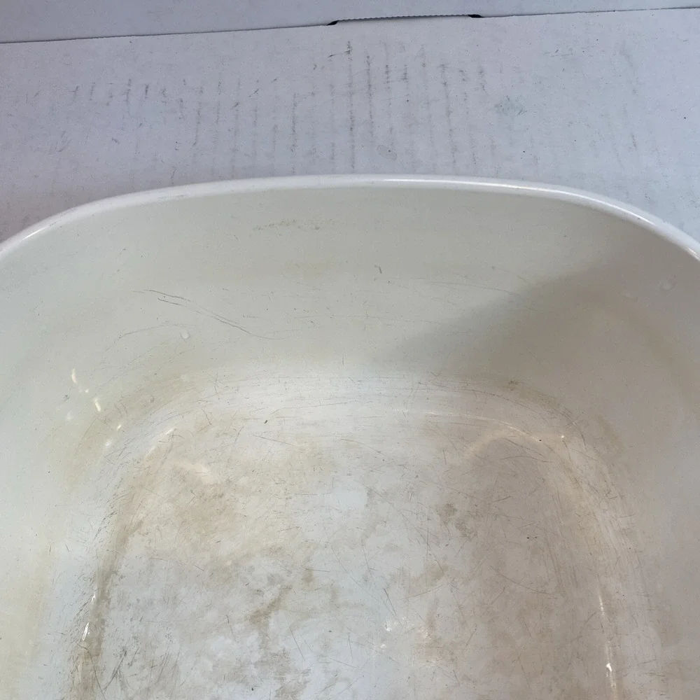 Corningware casserole dish